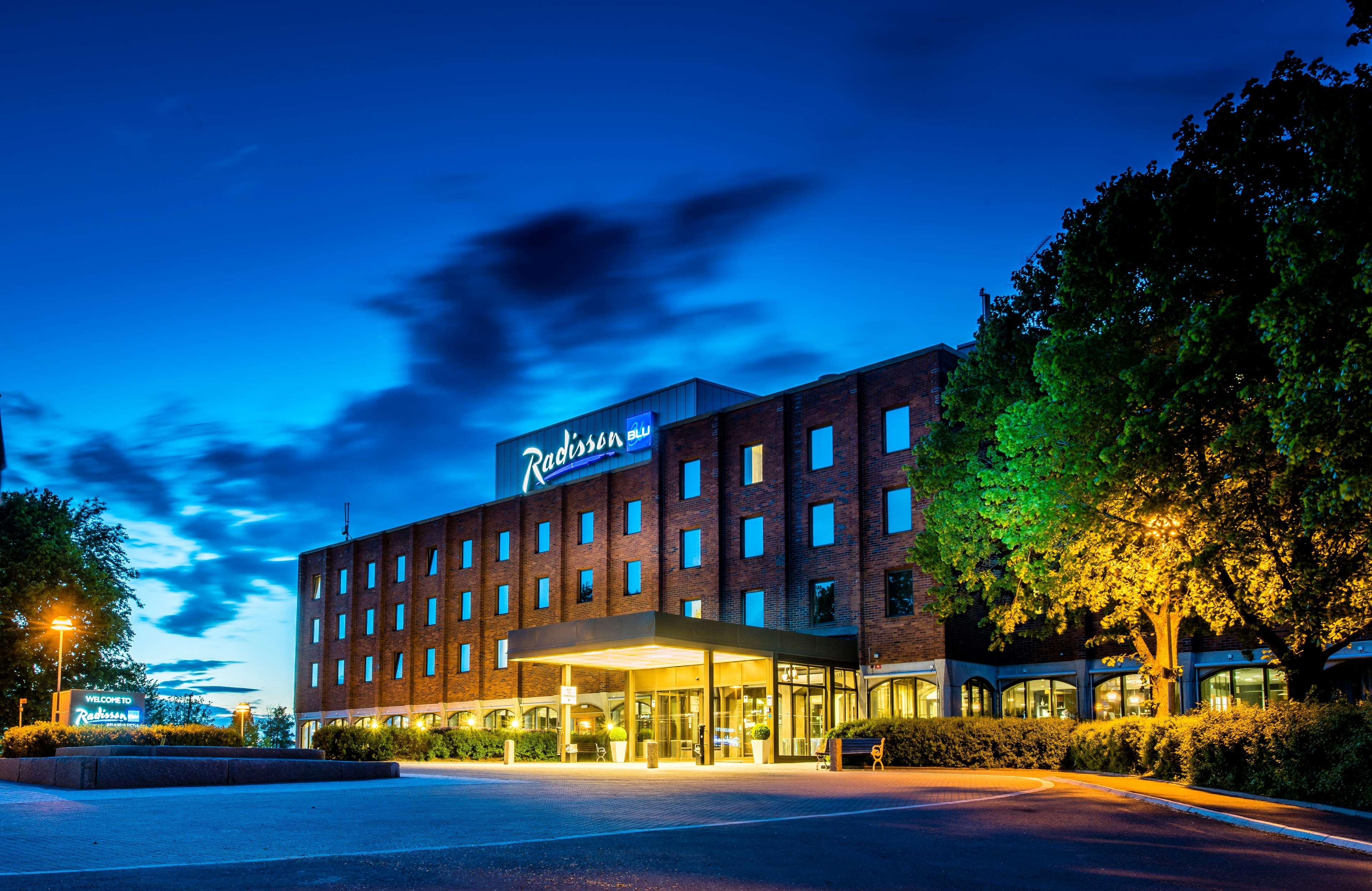 Radisson Blu Arlandia Hotel, Stockholm-Арланда Экстерьер фото